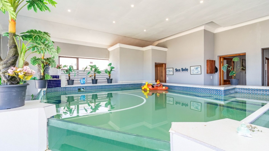 7 Bedroom Property for Sale in Kleinmond Western Cape